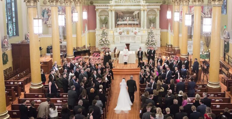 Wedding in St Cecilia Catholic Church, Boston